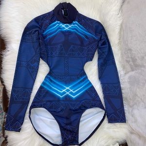 Balera DanceWear Dark Blue long sleeve Details MC